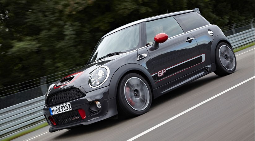 Mini John Cooper Works Gp 2017 Full Specs And Stats Car Magazine Grey Is The Only Colur You Ll See A Jcw Gp In Body Kit Also Bespoke