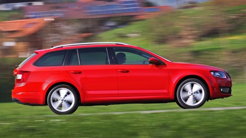 Skoda Octavia 2 0 Tdi Elegance Estate 14 Review Car Magazine