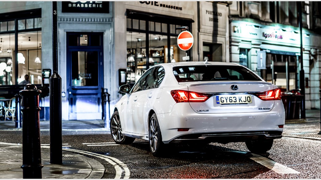 https://car-images.bauersecure.com/upload/31823/images/1040x585/0001lexusgs300hcarreview.jpg?mode=pad