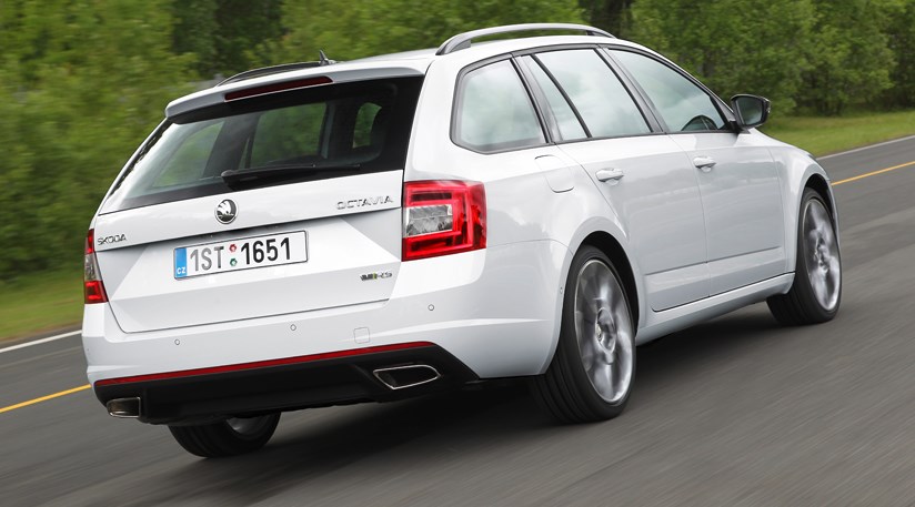 Skoda Octavia vRS Estate 2.0 TDI (2014) review | CAR Magazine