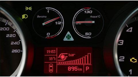 Alfa Romeo Giulietta Quadrifoglio Verde 2014 Review