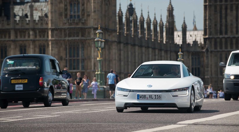Volkswagen Xl1 Priced At 98 515 30 Coming To Uk Car Magazine