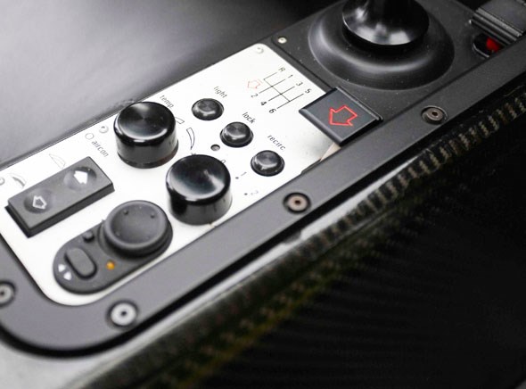 Minor switchgear in the F1. Betrays its 1990s roots