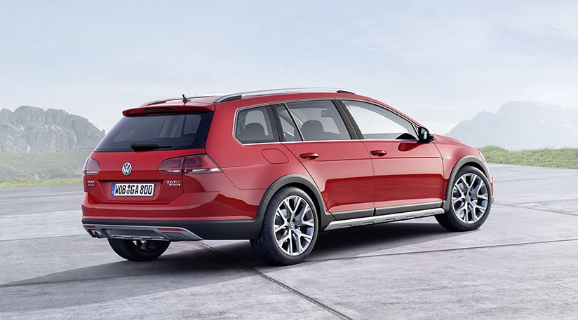 VW Golf Alltrack unveiled for summer 2015 | CAR Magazine
