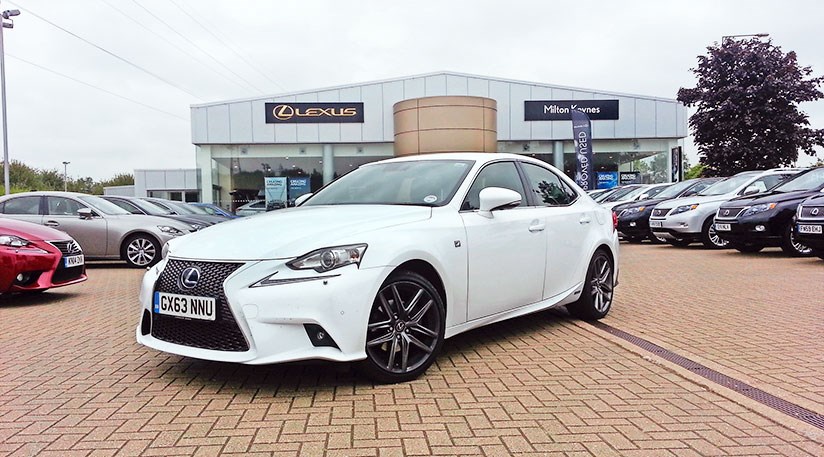 Lexus Is300h Hybrid 2017 Long Term Test Review Car Magazine Lexus Is300h Hybrid