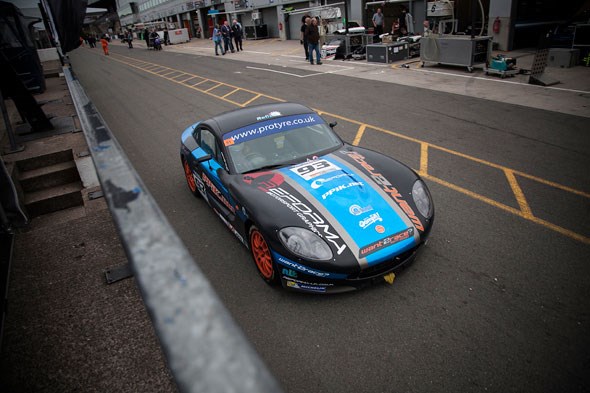 Ginetta G40 race