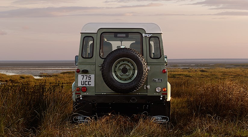 Land Rover Defender Heritage Edition (2015)