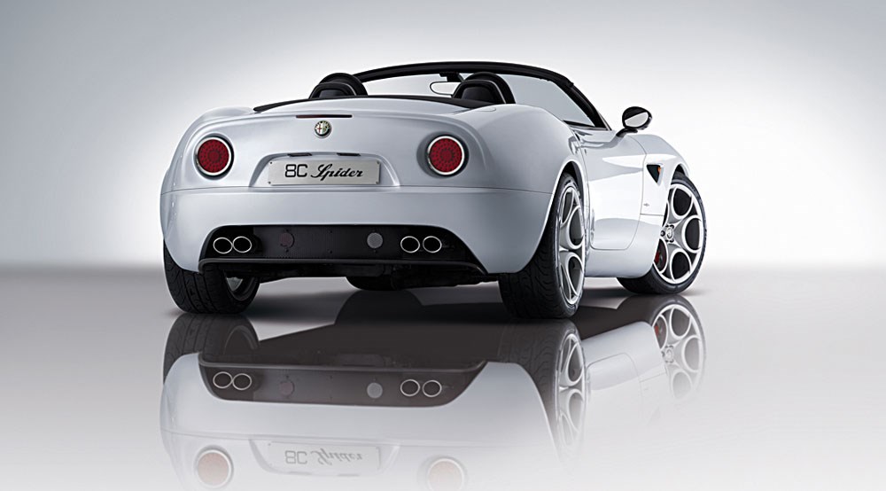 Alfa Romeo 8c Spider 08 First Official Pictures Car Magazine