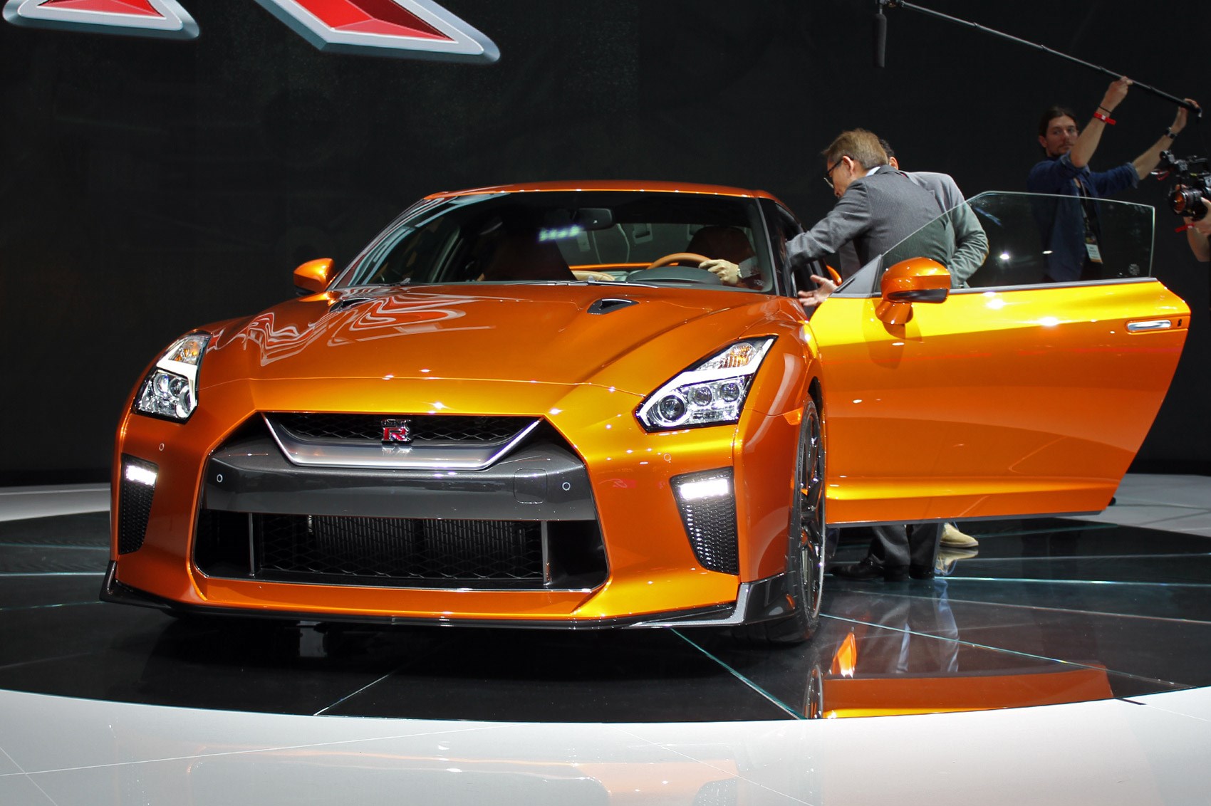 Nissan GT-R - Consumer Reports