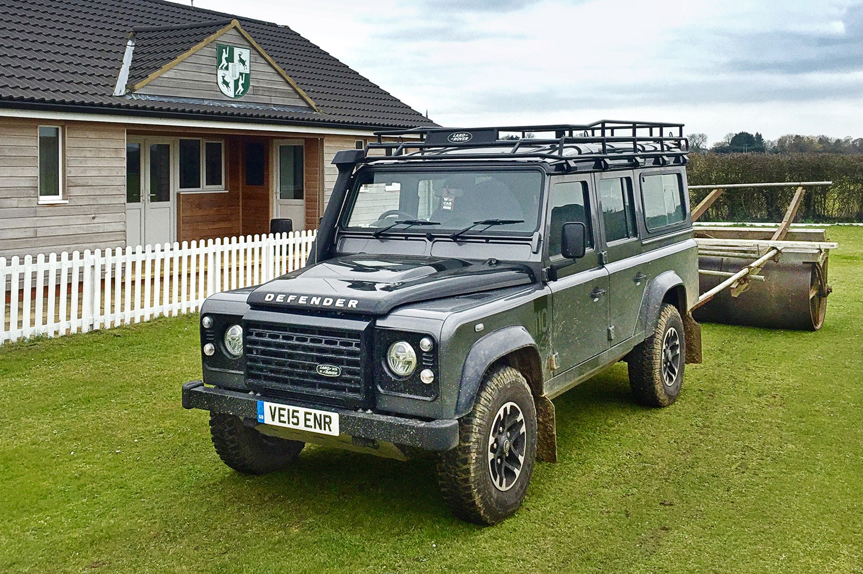 Distributie uitbarsting nul Land Rover Defender 110 Station Wagon (2016) long-term test review | CAR  Magazine