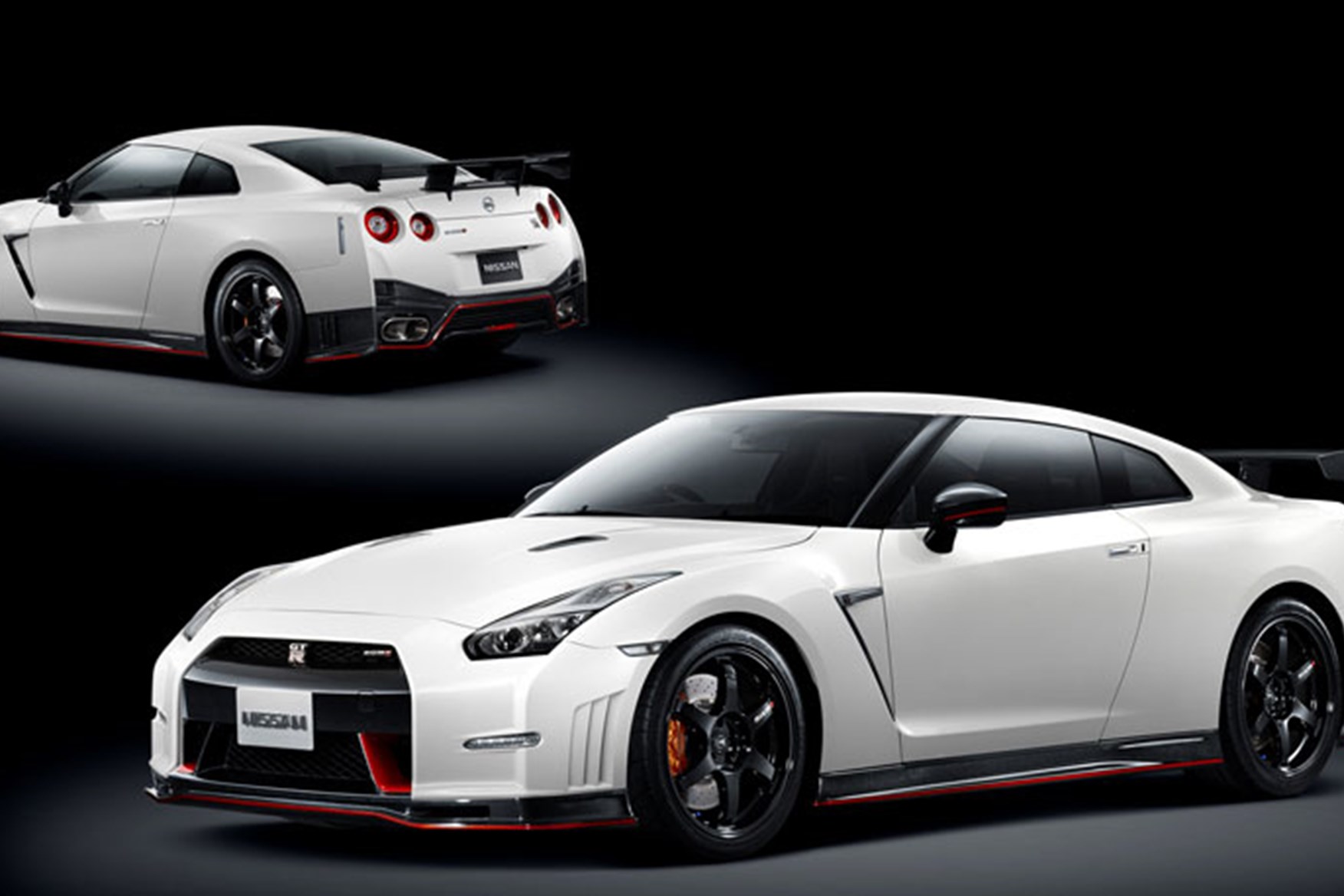 ゲン 日産 GT-R Nismo 2013 R35 CRS Nissan GT-R Nismo (2013) first official pictures