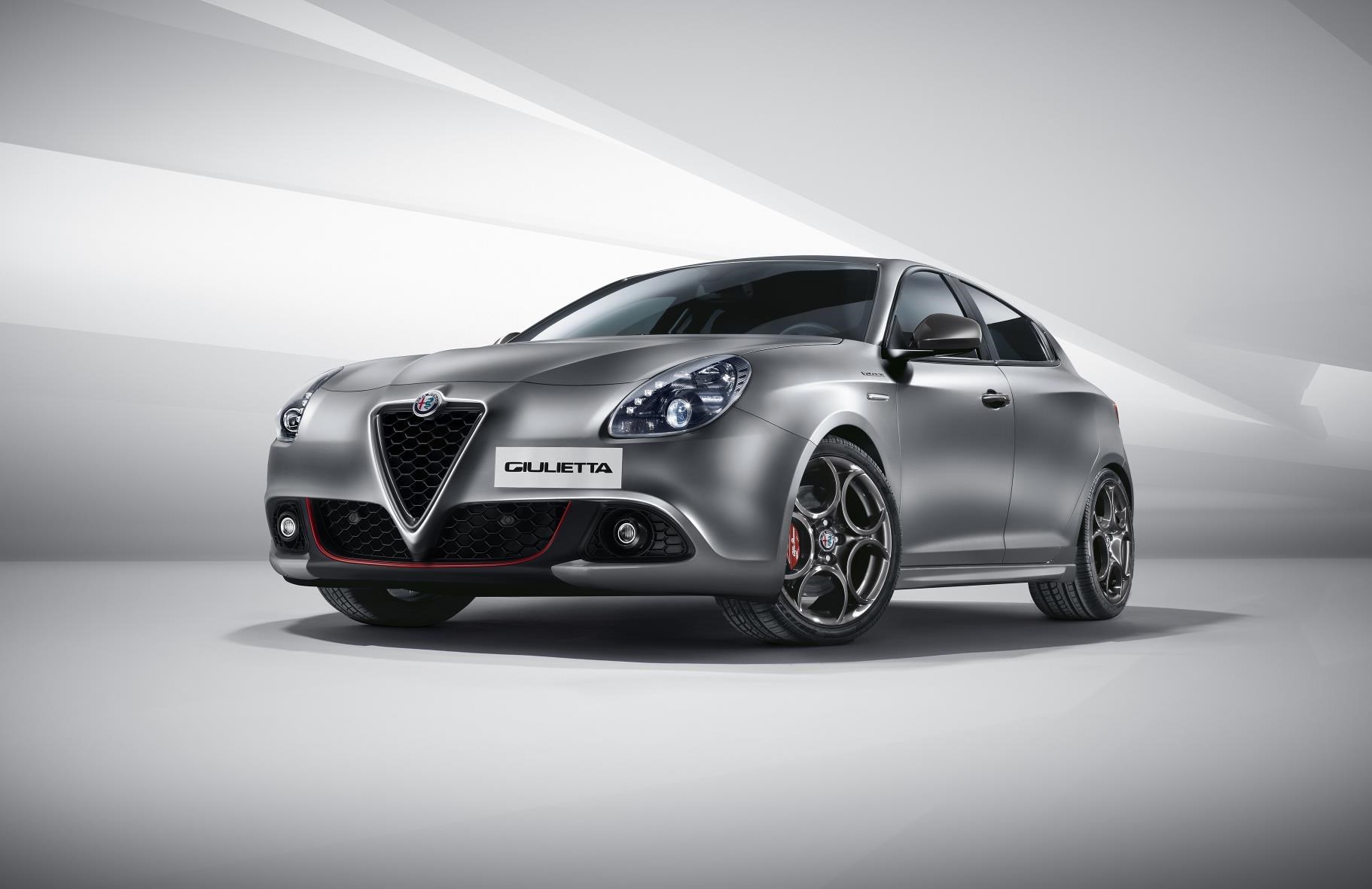 Alfa Romeo Giulietta scrubs up for 2016