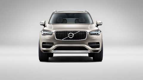 New Volvo badge very prominent on grille of XC90