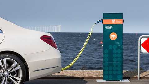 Ten new Mercedes hybrids in the next three years