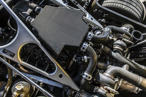 2016 Hennessey Venom GT Spyder engine