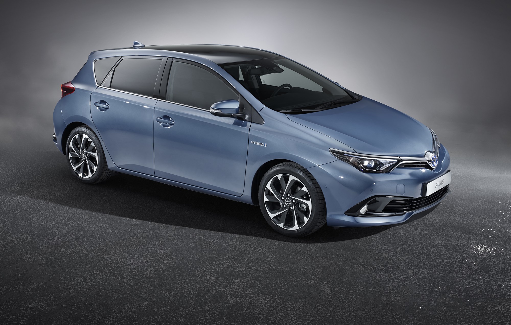 Toyota Auris facelift (2015): first pictures
