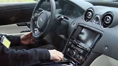 Inside the new Jaguar XJ 2016 model year's cabin