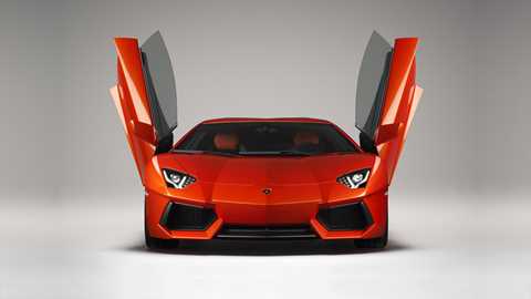 Lamborghini sports cars: remaining naturally aspirated, for now
