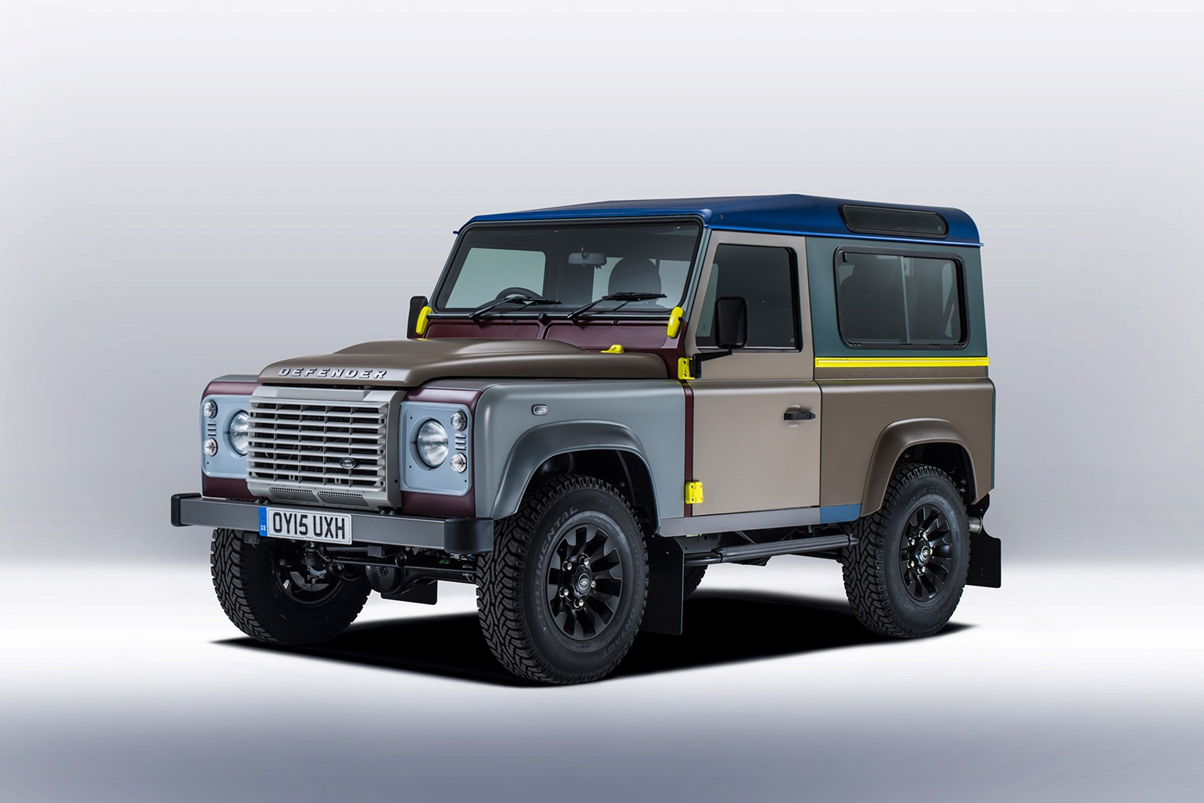 Paul Smith x Land Rover Defender 90-