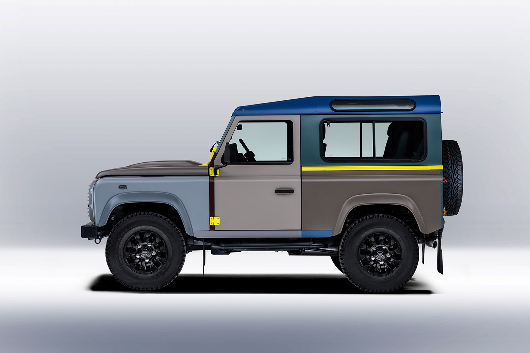 Paul Smith designs his own Land Rover Defender | CAR Magazine