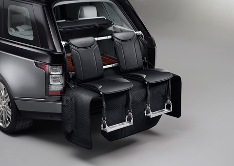 Posh picnic pews in new Range Rover SVAutobiography