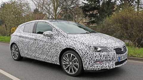 The new 2016 Vauxhall Astra caught on test