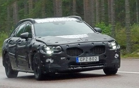 First spy photos of the new Volvo S90/V90 (2016)