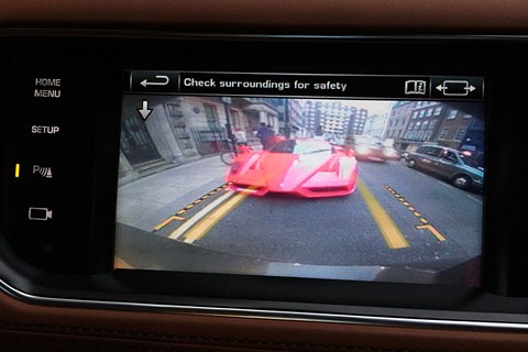 Range Rover Sport reversing camera