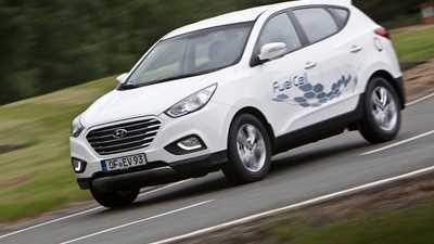 Hydrogen-powered Hyundai ix35 Fuel Cell costs £53,000
