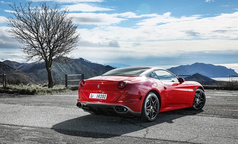 2016 Ferrari California T HS