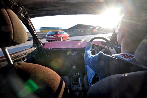 Ford Mondeo banger racing