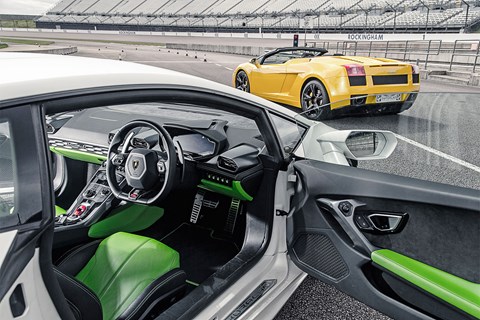 Lamborghini Huracan interior