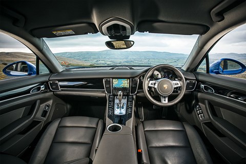 Inside the Porsche Panamera's cabin