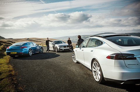 Three very different sports saloons: Porsche Panamera S E-Hybrid vs BMW M5 30 Jahre Edition vs Tesla Model S 85