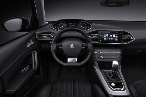 Peugeot i-Cockpit: a tiny steering wheel and raised instruments