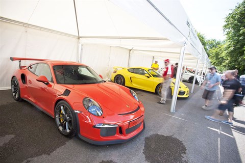 Porsche 991 GT3 RS and Cayman GT4