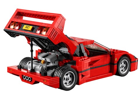 Clamshells front and rear lift to reveal Ferrari F40's plastic innards
