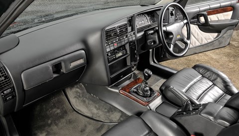 Lotus Carlton interior