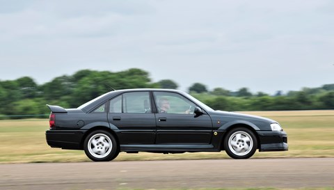 Lotus Carlton, side profile