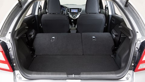 Seats don't fold fully flat - annoying