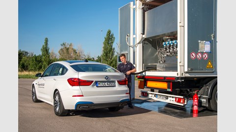 BMW has developed a cryogenic storage system, packing hydrogen at -220degC
