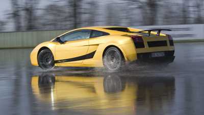 Lamborghini Gallardo Superleggera (2007) review