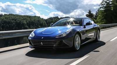 Ferrari GTC4Lusso (2016) review