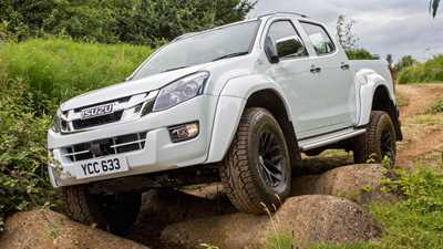 Isuzu D-Max Arctic Trucks AT35 (2016) review
