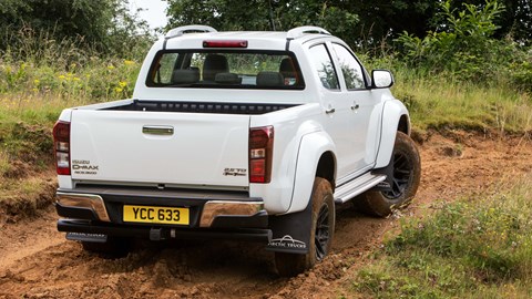 Isuzu D-Max Arctic Trucks AT35 (2016) review