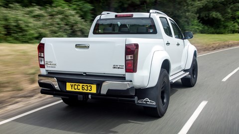 Isuzu D-Max Arctic Trucks AT35 (2016) review