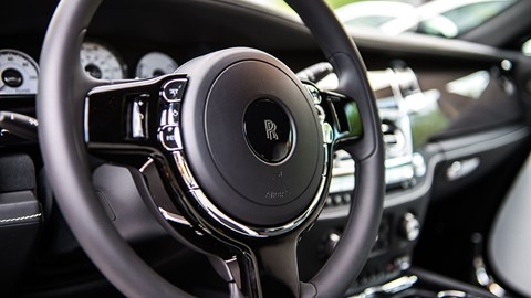 Rolls-Royce Wraith Black Badge (2016) review