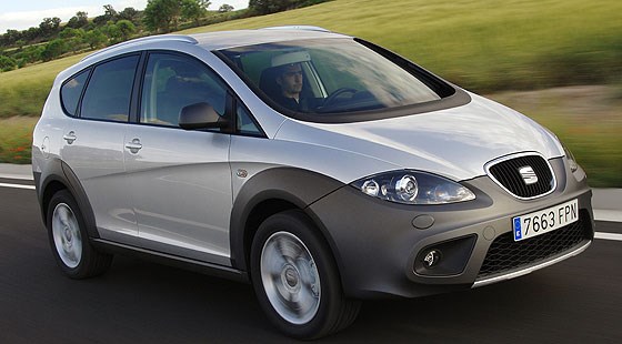 Seat Altea XL interior - Car Body Design