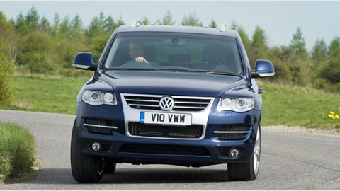 VW Touareg V10 TDi (2007) review