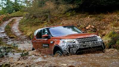 Land Rover Discovery 5 prototype review by CAR magazine